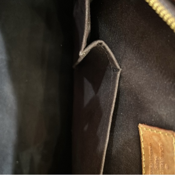 Louis Vuitton Vintage patent leather monogram handbag - Picture 10 of 11